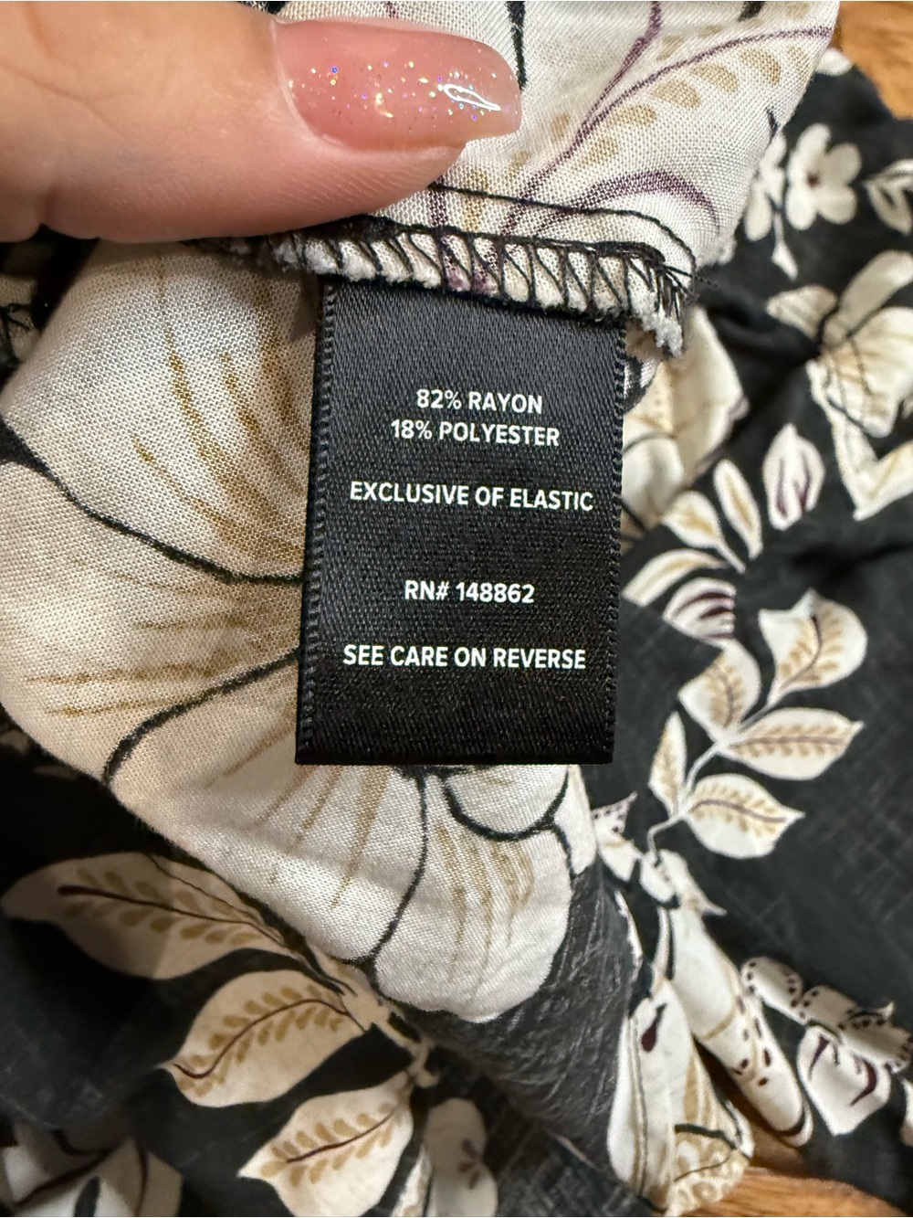 torrid Black Floral V‑Neck Peplum Top - Picture 6 of 6
